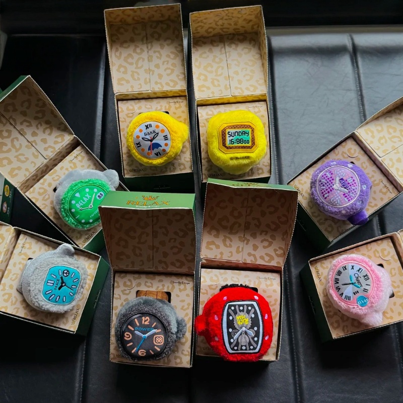 Op voorraad Pop Sunday Pluche  - Jewelry Watch recensie en prijs
